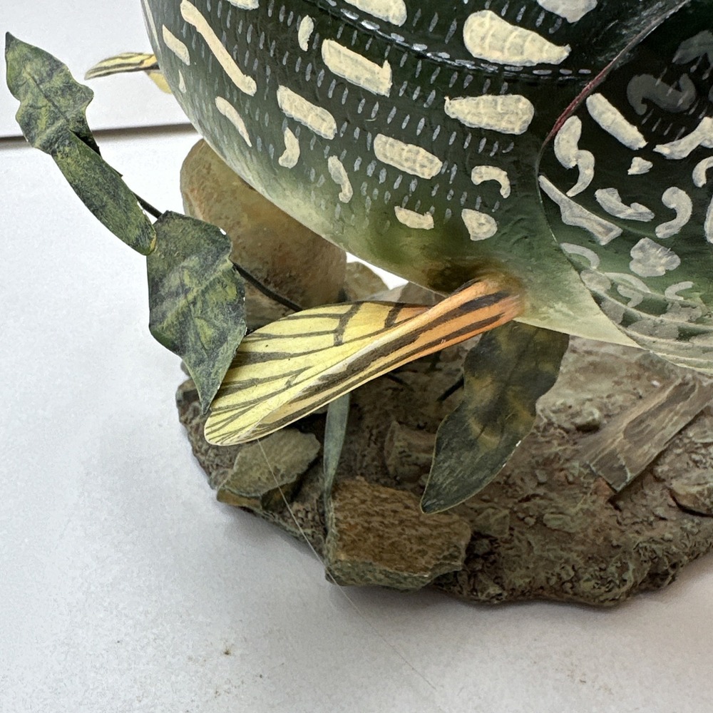 Danbury Mint George Kruth Great Northern Pike Fish Figurine Small Chip - Picture 4 of 16
